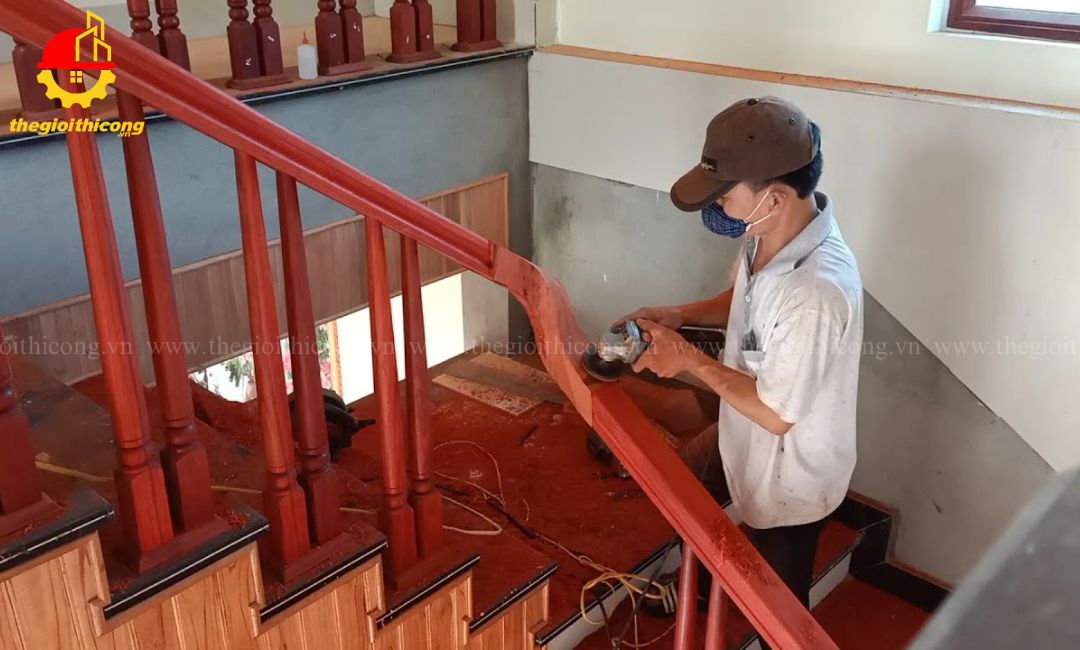 sửa chữa cầu thang gỗ tại nhà