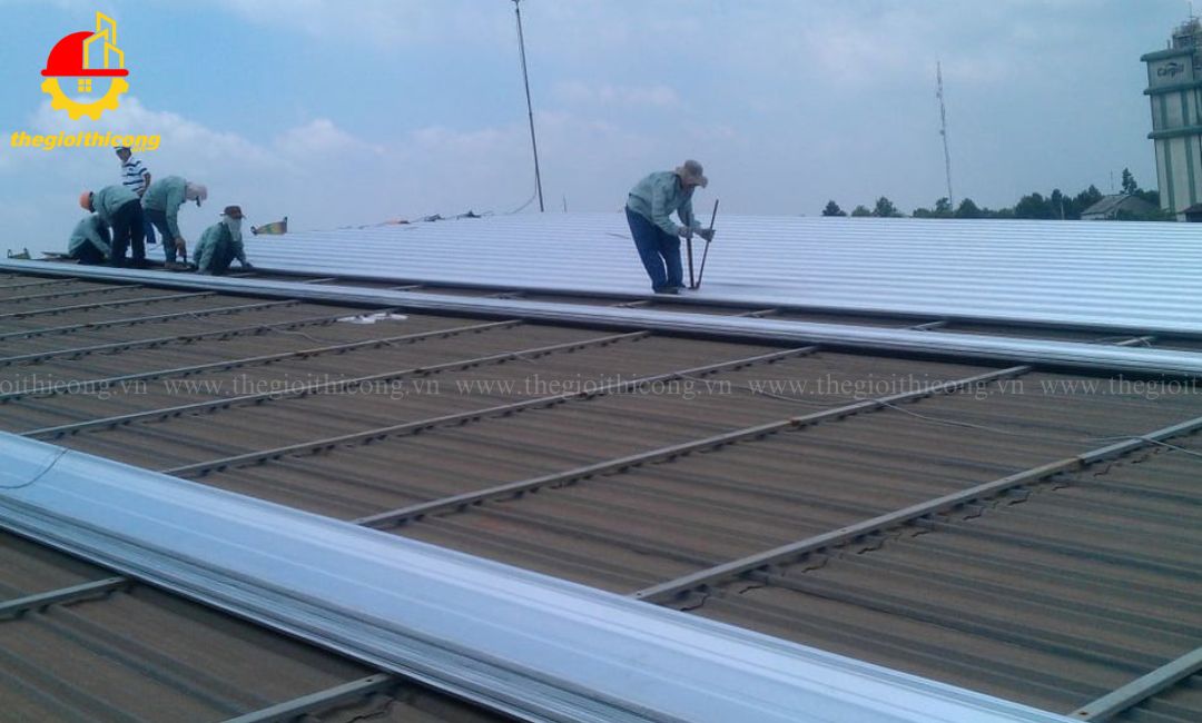 sửa chữa mái tôn