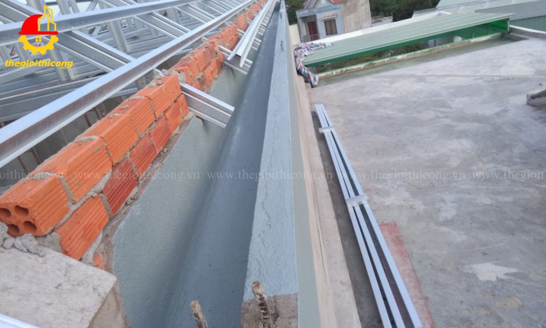 sửa chữa máng xối