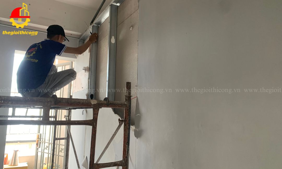 tháo dỡ trần thạch cao