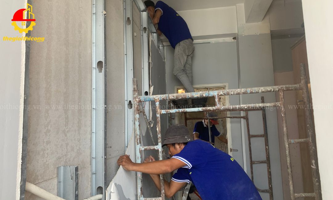 tháo dỡ trần thạch cao