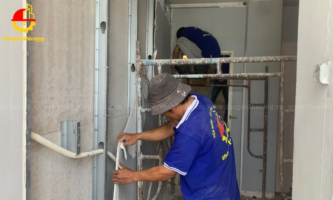 tháo dỡ trần thạch cao