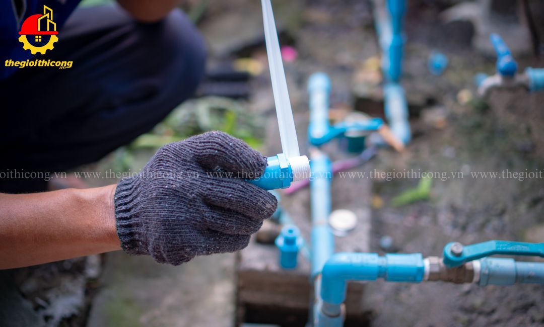 sửa đường ống nước