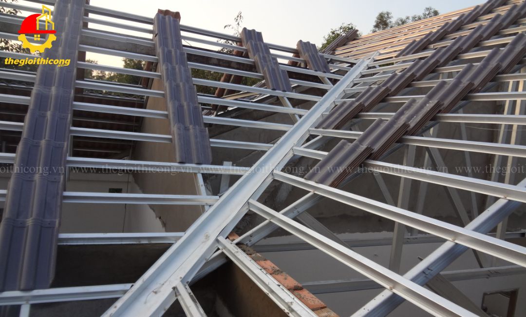 sửa chữa máng xối