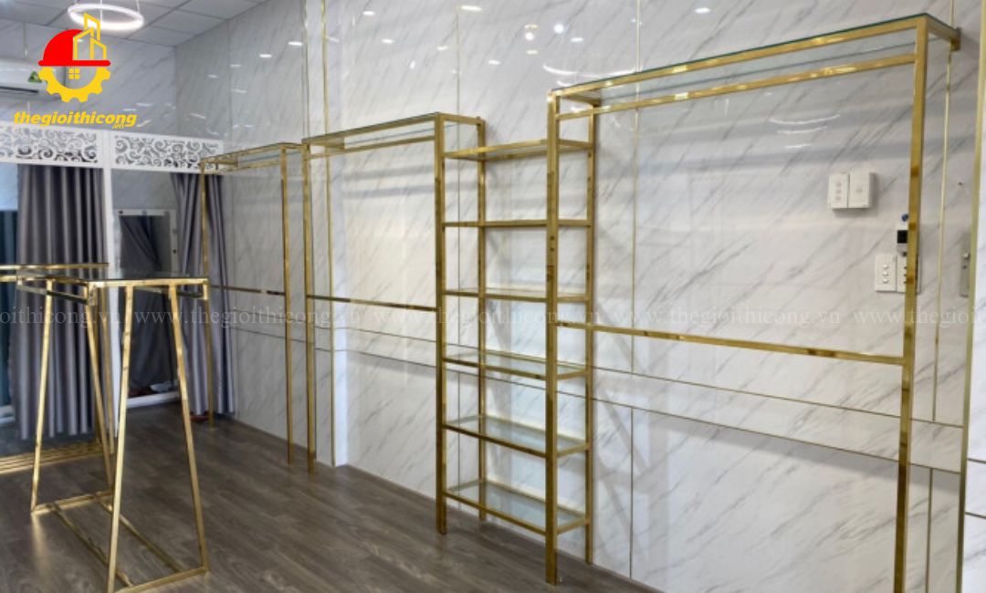 sửa chữa cửa hàng