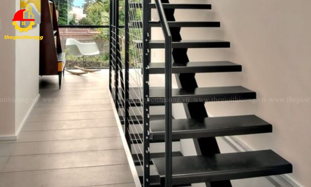làm cầu thang sắt