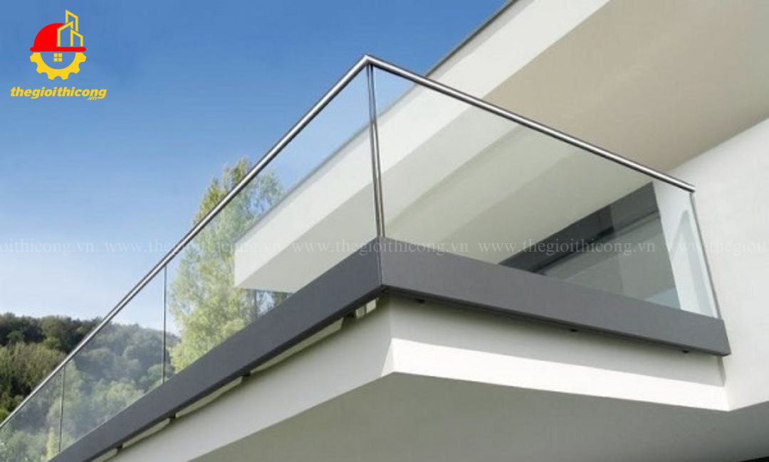 thi công lan can kính cường lực