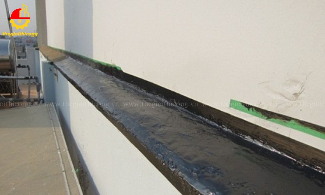 chống thấm khe tiếp giáp giữa hai nhà